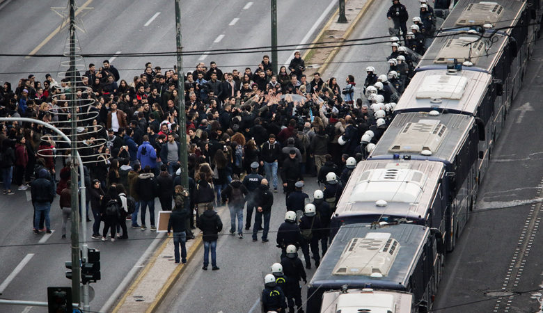 Πολυτεχνείο: «Αστακός» η Αθήνα από τα μέτρα της ΕΛ.ΑΣ – Πάνω από 5.500 αστυνομικοί στους δρόμους