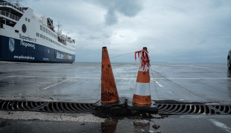 Δεμένα τα πλοία στα λιμάνια λόγω των ισχυρών ανέμων – Ποια δρομολόγια δεν εκτελούνται