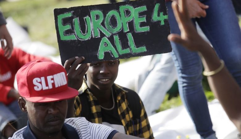 Η Ιταλία έδωσε το πράσινο φως για σκληρή αντιμεταναστευτική πολιτική