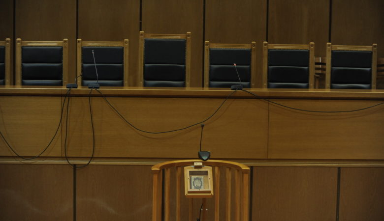 Ολοκληρώθηκε η δίκη για τη ληστεία-παρωδία στα Καμένα Βούρλα