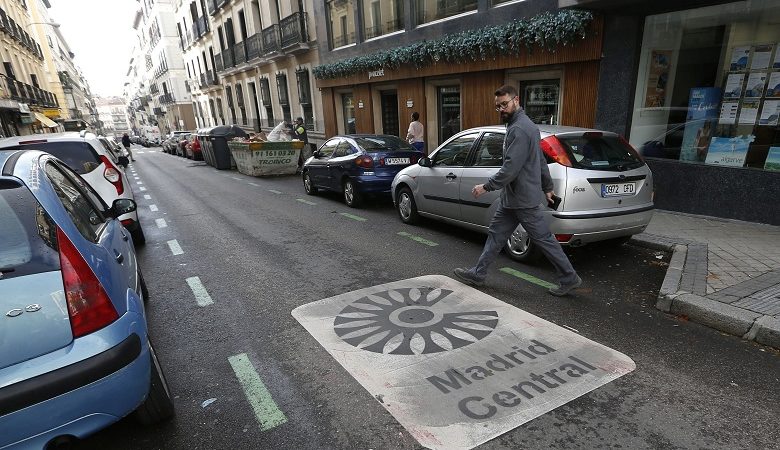 Μόνο ηλεκτρικά ή υβριδικά οχήματα θα κυκλοφορούν στο κέντρο της Μαδρίτης
