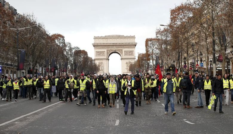 Εννέα οι νεκροί στη Γαλλία από την έναρξη των διαδηλώσεων των «κίτρινων γιλέκων»