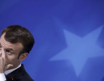 Ο Εμανουέλ Μακρόν αποκλείει κάθε «αλλαγή πορείας»