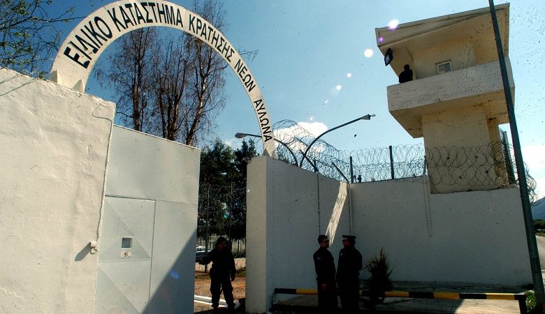 Άγρια συμπλοκή ανάμεσα σε κρατούμενους στις φυλακές Αυλώνα – 8 τραυματίες