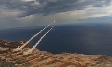 «Έβρεξε» πυραύλους και οβίδες στην Κρήτη