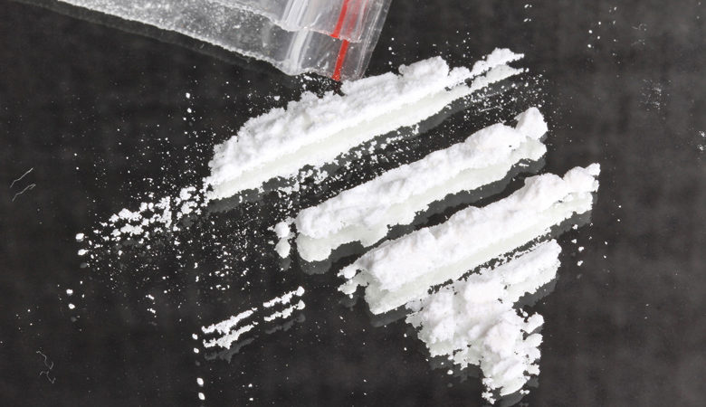Τρεις συλλήψεις για διακίνηση κοκαΐνης και κάνναβης