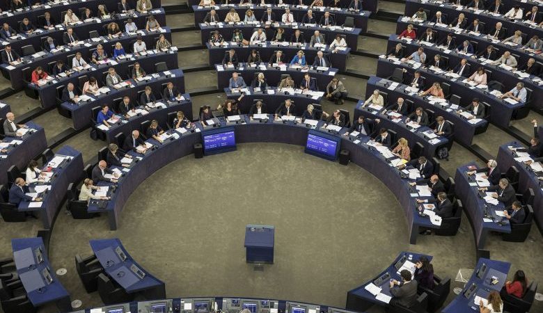 Το Ευρωπαϊκό Κοινοβούλιο υποχρεώνει  ηλεκτρονικές πλατφόρμες όπως το Netflix να καταβάλουν φόρους