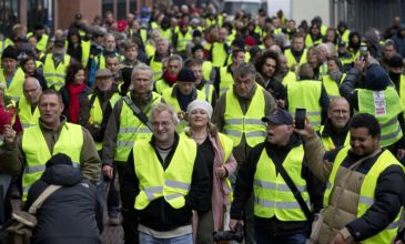 Συμπόρευση των «κίτρινων γιλέκων» με το μεγαλύτερο συνδικάτο της Γαλλίας