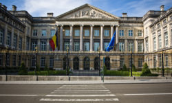Βέλγιο: Εκδόθηκε βασιλικό διάταγμα που επιτρέπει τον περιορισμό των εξαγωγών φαρμάκων σε περίπτωση κρίσης