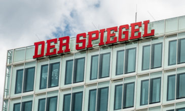 Βραβευμένος δημοσιογράφος του Spiegel «πιάστηκε» με ψεύτικα ρεπορτάζ