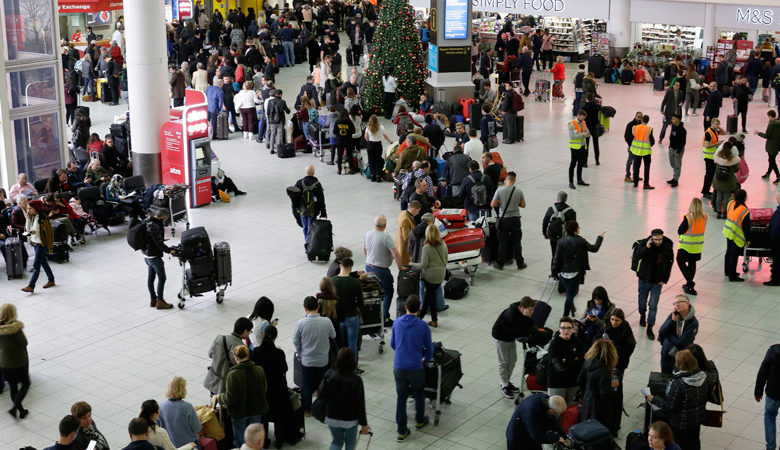 Μετάλλαξη Όμικρον: Συναγερμός από τον Παγκόσμιο Οργανισμό Υγεία  -Πολύ υψηλός ο κίνδυνος παγκοσμίως