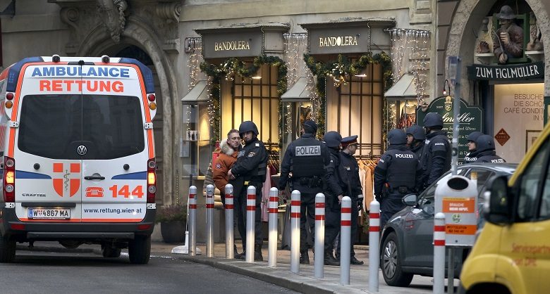 Κοινό ποινικό έγκλημα και όχι τρομοκρατία οι πυροβολισμοί στη Βιέννη