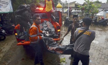 Στους 373 οι νεκροί του τσουνάμι στην Ινδονησία