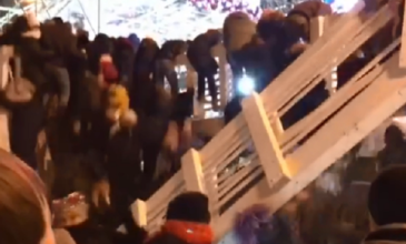 Βίντεο από κατάρρευση γέφυρας στη Μόσχα με δεκάδες τραυματίες