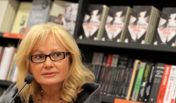 Δεν θα μεταδοθεί αυτή την εβδομάδα το «Φως στο Τούνελ» με την Αγγελική Νικολούλη