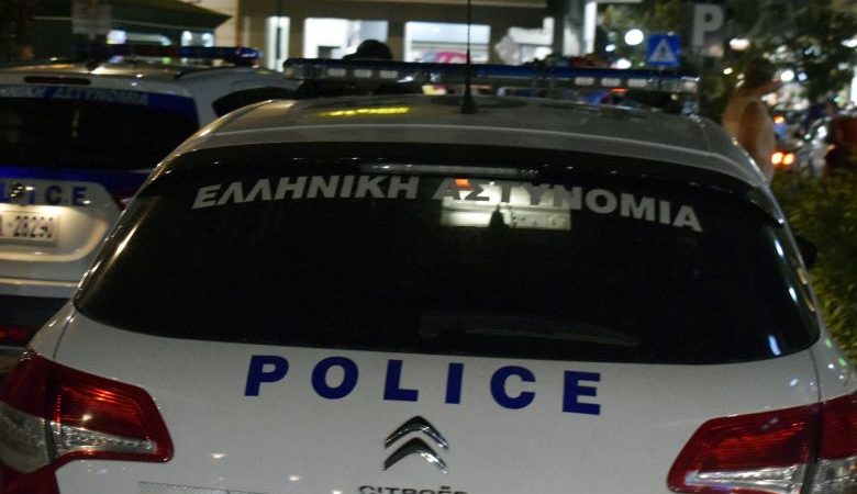 Θρασύτατη ένοπλη ληστεία σε κατάστημα στην Πάτρα