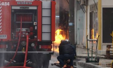 Έκρηξη σε φιάλες υγραερίου – Εκκενώθηκαν τα γύρω καταστήματα