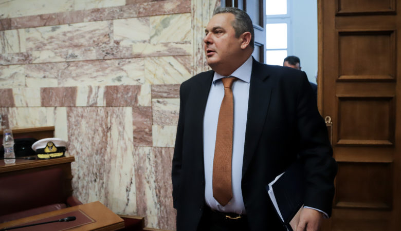 Καμμένος: Ο Παπαχριστόπουλος να παραδώσει τώρα έδρα και μετά ο Κουίκ