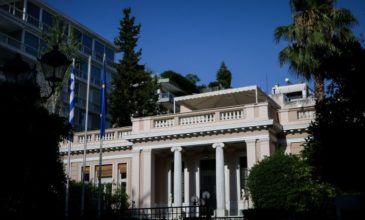 Μαξίμου σε ΣΥΡΙΖΑ: Σε συνεννόηση με την Εκκλησία εκδόθηκε η εγκύκλιος