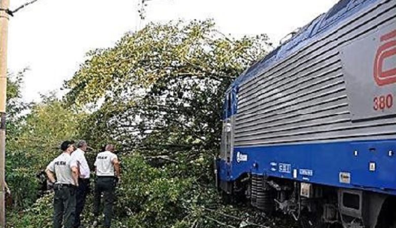 Σφοδρή σύγκρουση τρένων στην Τσεχία με δεκάδες τραυματίες