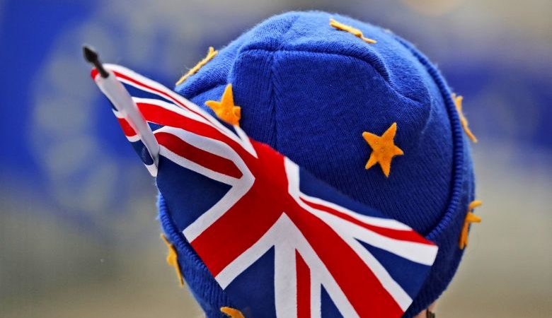 Κομισιόν: Ολοκλήρωση των διαδικασιών για το Brexit στις 29 Μαρτίου