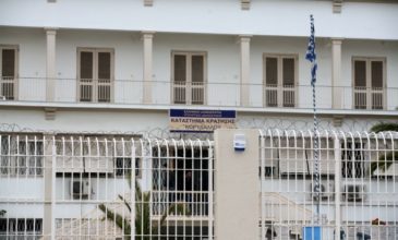 Κορονοϊός: «Αποσυμφορήστε τις φυλακές γιατί σε 1- 2 μήνες θα είναι αργά»