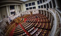 Βουλή: Στην Ολομέλεια εισάγεται για συζήτηση και ψήφιση το ν/σ για το νέο πειθαρχικό δίκαιο των δημοσίων υπαλλήλων