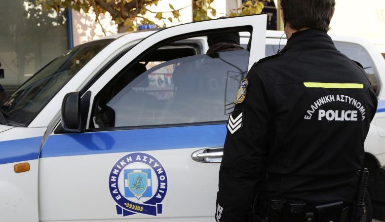 Θεσσαλονίκη: Γκαζάκια στην είσοδο πολυκατοικίας όπου διαμένουν στρατιωτικοί