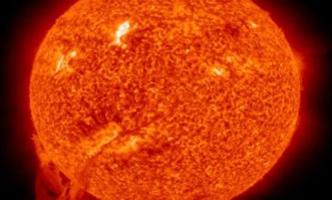 Τελικά ο Ήλιος δεν είναι κίτρινος σύμφωνα με επιστήμονες