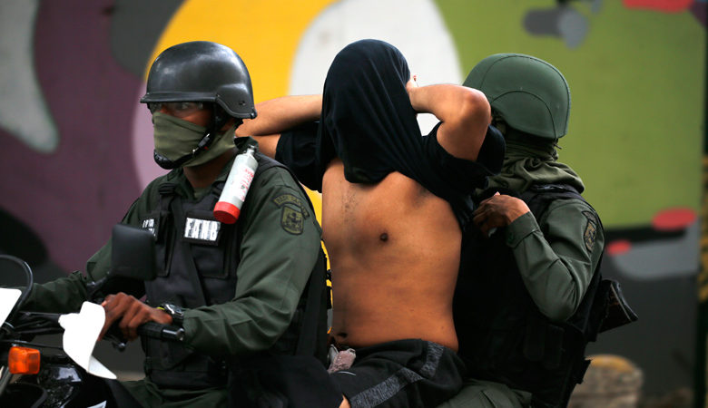 Βενεζουέλα: 35 νεκροί και 850 συλλήψεις σε μία εβδομάδα