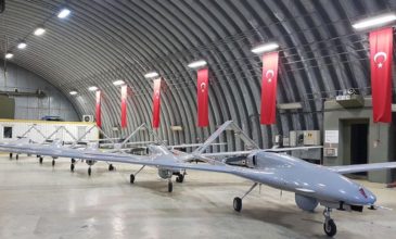 Τουρκικά drones θα συνοδεύουν πλωτά γεωτρύπανα