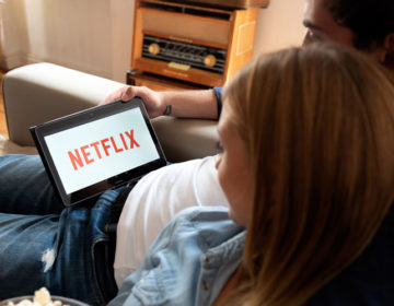 Netflix: Πλησιάζει το τέλος του διαμοιρασμού κωδικών πρόσβασης μεταξύ των χρηστών