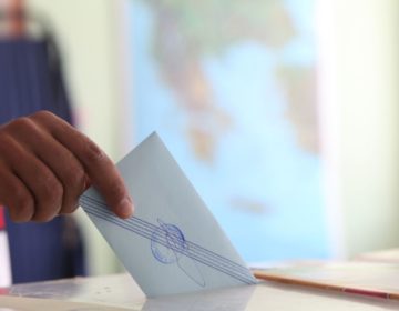 Δημοσκόπηση Interview: Στο 24,5% η Νέα Δημοκρατία – Εντυπωσιακή άνοδος της Πλεύσης Ελευθερίας