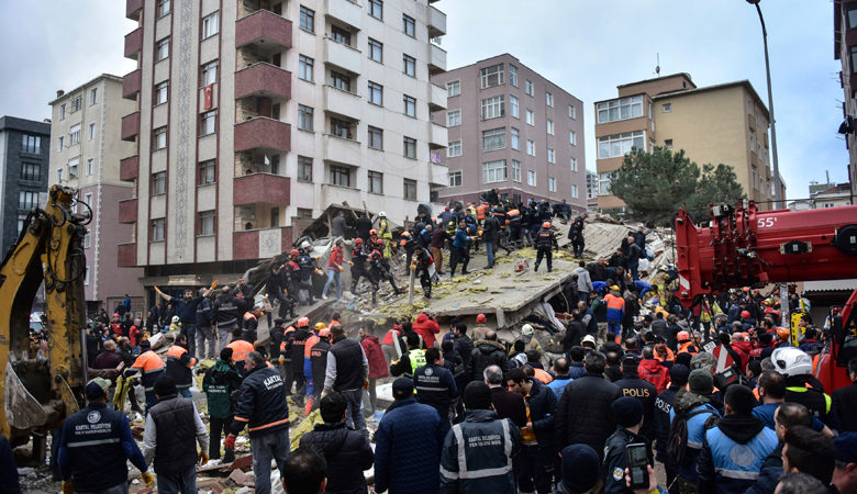 Δύο νεκροί από την τραγωδία στην Κωνσταντινούπολη
