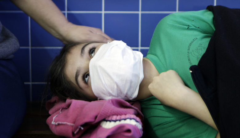 «Σαρώνουν» τα παιδιά οι αναπνευστικοί ιοί – Γεμίζουν ασφυκτικά τα παιδιατρικά νοσοκομεία