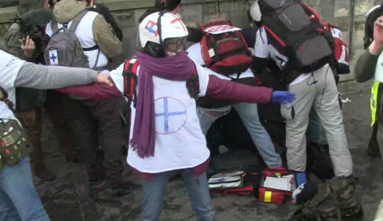 Ακρωτηριάστηκε από δακρυγόνο διαδηλωτής στο Παρίσι