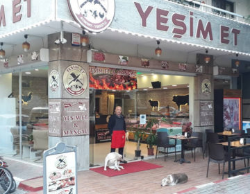 Κρεοπώλης κατασκεύασε τάφο για την πιο τακτική πελάτισσά του