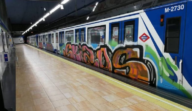 Συνέλαβαν γκραφιτάδες που σταματούσαν τα τρένα