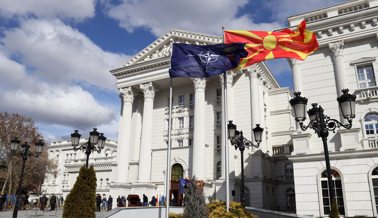 Βόρεια Μακεδονία: Παραιτήθηκε ο υπουργός Υγείας για την πυρκαγιά με 14 νεκρούς σε μονάδα Covid-19