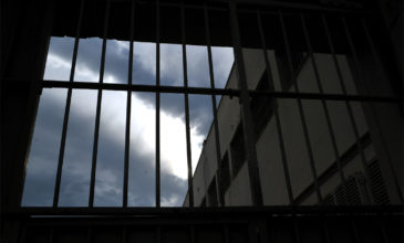 Προφυλακίστηκαν δύο κατηγορούμενοι για την υπόθεση της 16χρονης που νοσηλεύεται σε κώμα