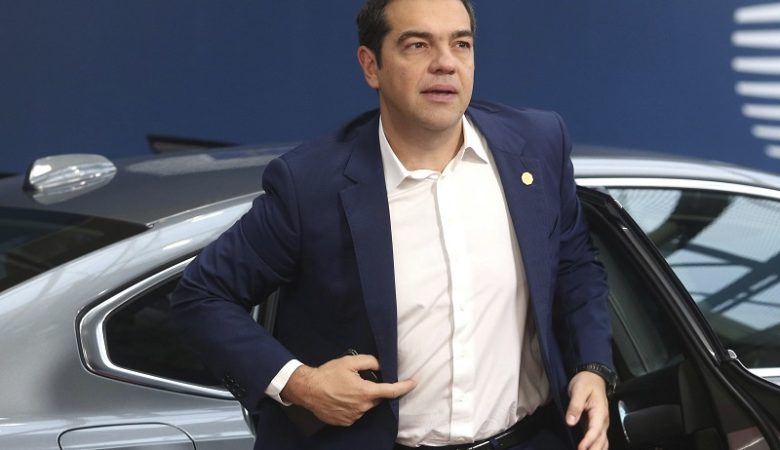 Τσίπρας: Λύσεις απέναντι στην αδράνεια και τον εθνικισμό