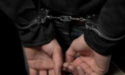Συνελήφθη επ’ αυτοφώρω αλλοδαπός στην Κατερίνη για προσπάθεια εξαπάτησης ηλικιωμένης