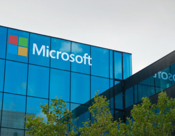 Η Κομισιόν θα ερευνήσει την επένδυση της Microsoft στην OpenAI