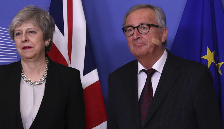 Εποικοδομητικές οι συνομιλίες Γιούνκερ- Μέι για το Brexit