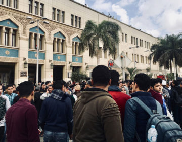 Περισσότεροι από 20 οι νεκροί από την πυρκαγιά στον σιδηροδρομικό σταθμό του Καΐρου