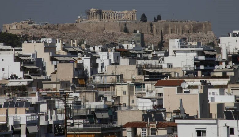 ΥΠΕΝ: Νομοθετική ρύθμιση για το ύψος των κτιρίων με στόχο την προστασία της Ακρόπολης