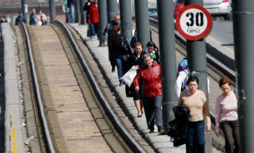 Αν είσαι βρώμικος στα Μέσα Μαζικής Μεταφοράς κινδυνεύεις με πρόστιμο