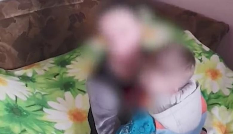 Βιντεοσκοπούσε και πωλούσε σκηνές σεξ με τον 4χρονο γιο της