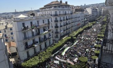Οι μεγαλύτερες συγκεντρώσεις στην ιστορία της Αλγερίας