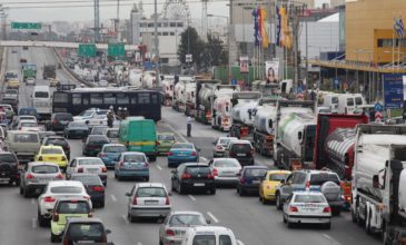 Τροχαίο ατύχημα στην Εθνική Οδό Αθηνών – Λαμίας, καθυστερήσεις στην άνοδο